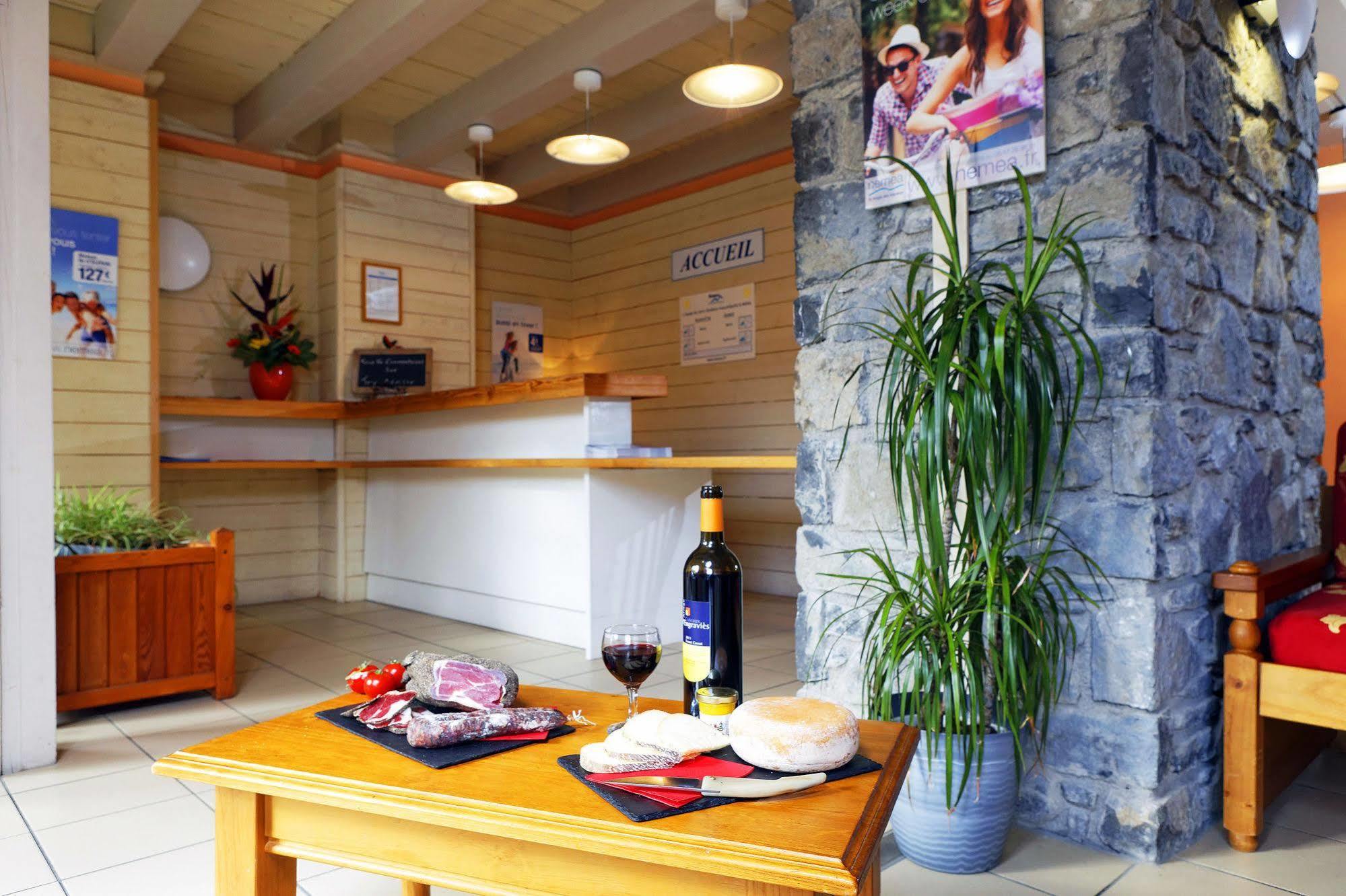 Résidence Néméa Les Grands Ax Ax-les-Thermes Exterior foto
